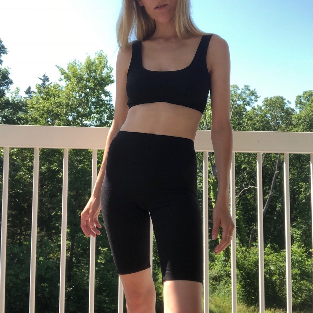 Angie Bauer Amari Bra Top in Black